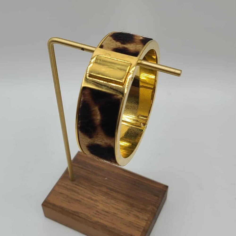J Crew Animal Print Faux Fur Gold Tone Hinged Cuff Bracelet - Picture 6 of 8